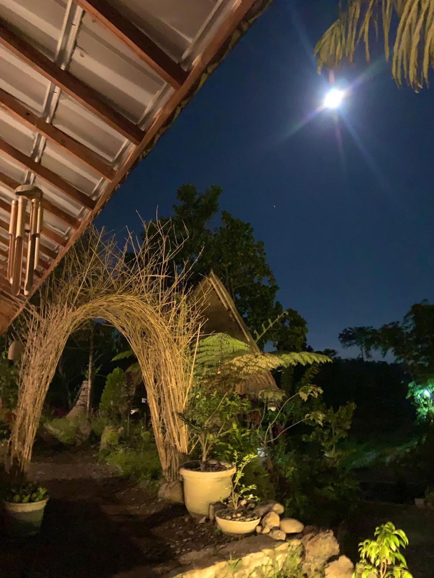 The Alam Tetebatu Bungalow & Restaurant Екстериор снимка